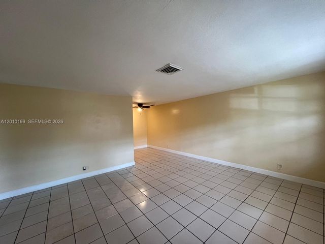 5411 NW 22nd St 5411, Lauderhill, FL 33313