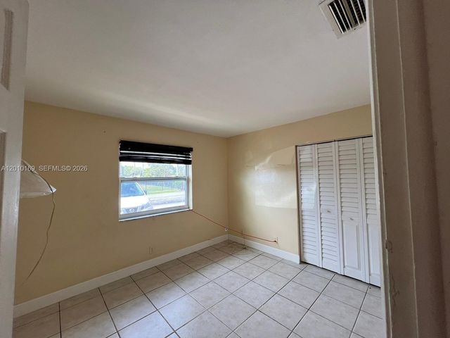 5411 NW 22nd St 5411, Lauderhill, FL 33313