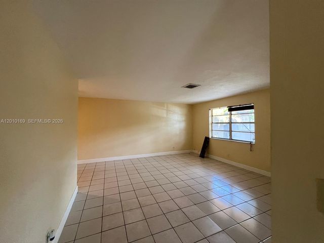 5411 NW 22nd St 5411, Lauderhill, FL 33313