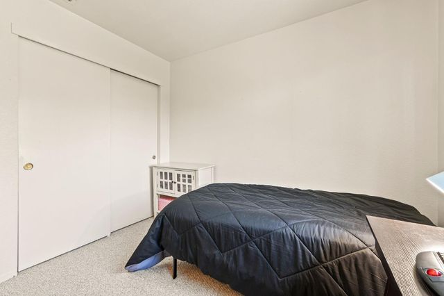 8475 Camino Vista Way, Elk Grove, CA 95624