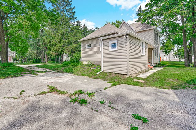 574 HERMAN Street, Crete, IL 60417