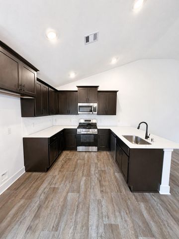 9312 Hard Rock Road, Conroe, TX 77303