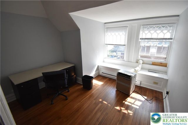 700 Hamilton Street 2, Easton, PA 18042