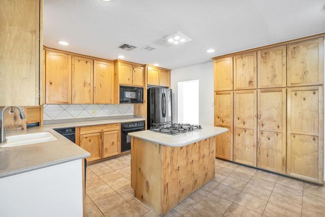 8308 E Turney Avenue, Scottsdale, AZ 85251
