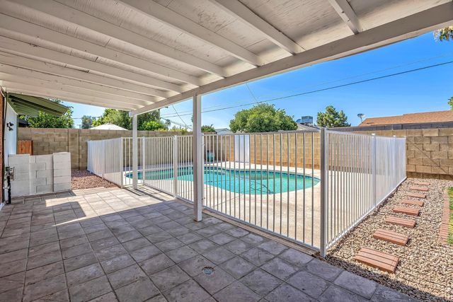 8308 E Turney Avenue, Scottsdale, AZ 85251