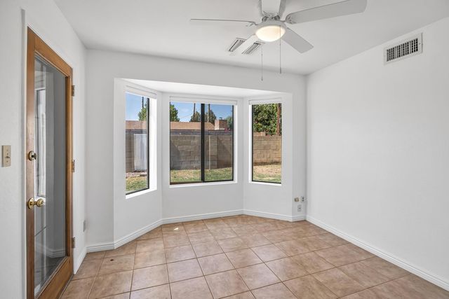 8308 E Turney Avenue, Scottsdale, AZ 85251