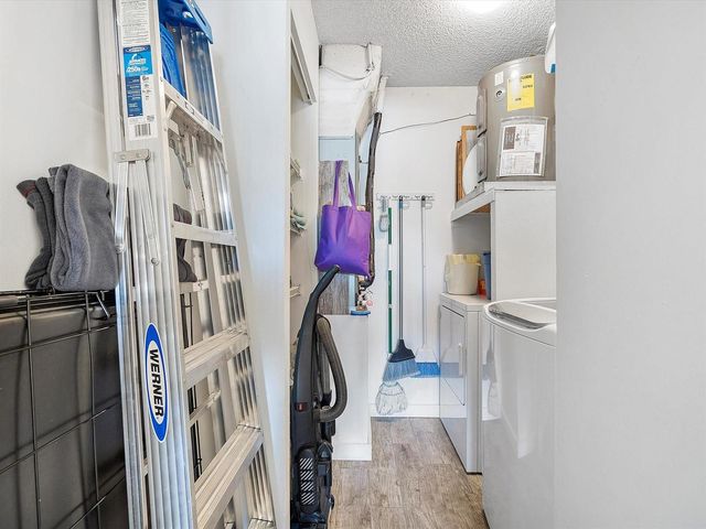 3200 NW 46th Street 203, Oakland Park, FL 33309