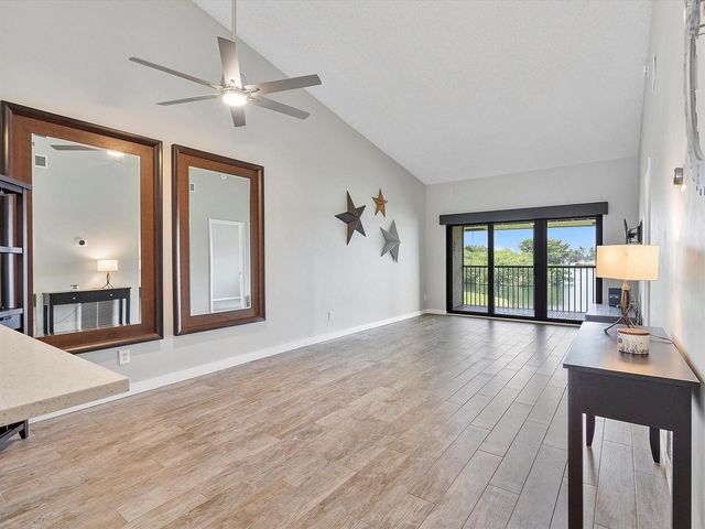 3200 NW 46th Street 203, Oakland Park, FL 33309