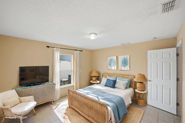 1692 SW Lofgren Avenue, Port St. Lucie, FL 34953