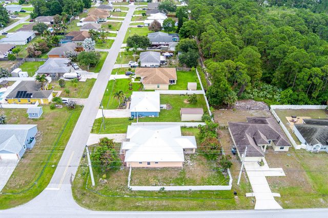 1692 SW Lofgren Avenue, Port St. Lucie, FL 34953