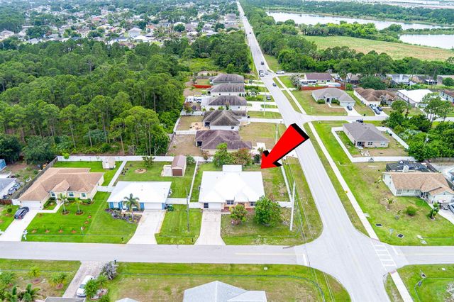 1692 SW Lofgren Avenue, Port St. Lucie, FL 34953