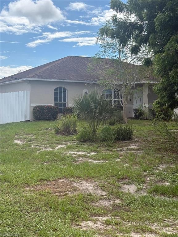 127 Blackstone DR, FORT MYERS, FL 33913 — exterior