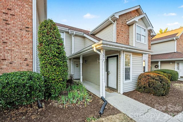 7828 Davinci Lane, Charlotte, NC 28226