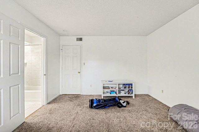 7828 Davinci Lane, Charlotte, NC 28226