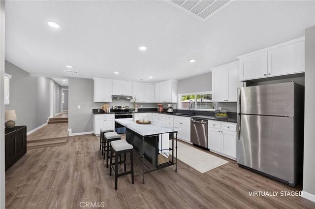 4832 N Fruit Avenue, Fresno, CA 93705