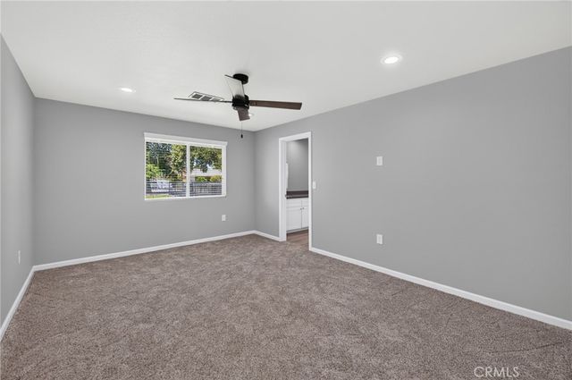 4832 N Fruit Avenue, Fresno, CA 93705