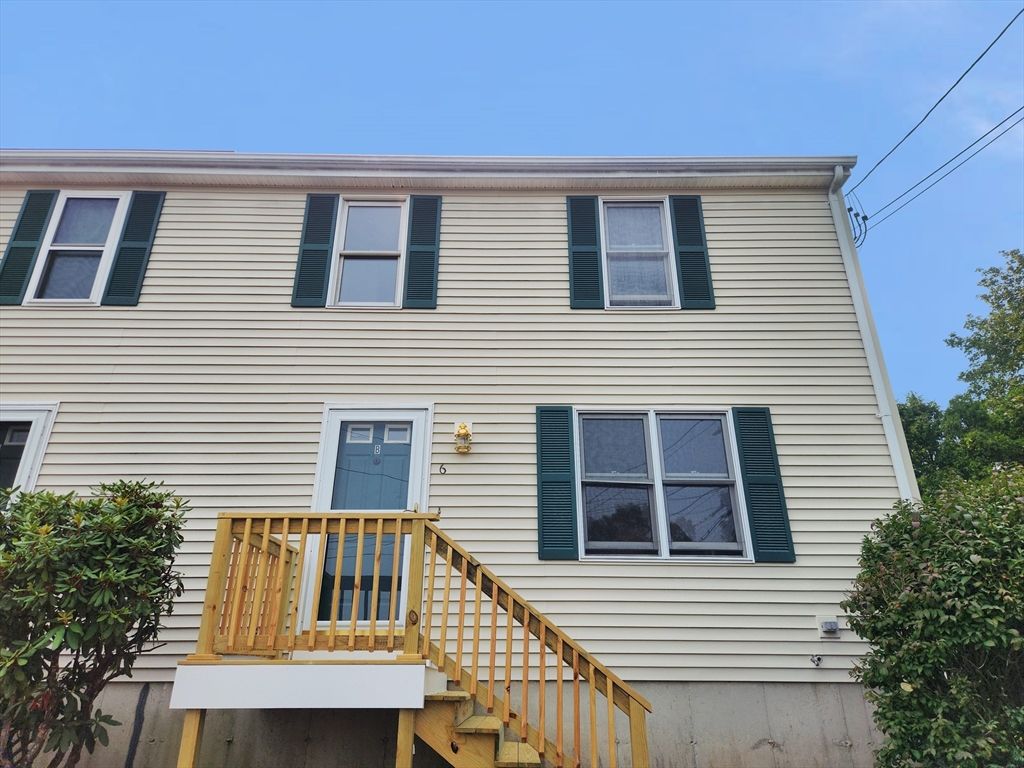 6 Correia Cir B, Milford, MA 01757