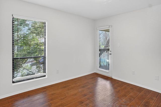 217 Tuxworth Circle, Decatur, GA 30033