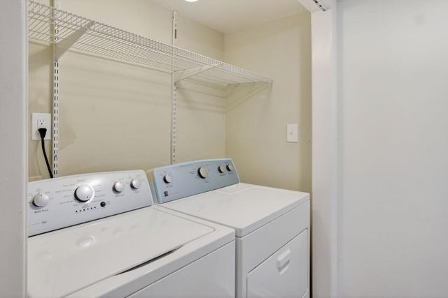 217 Tuxworth Circle, Decatur, GA 30033