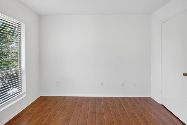217 Tuxworth Circle, Decatur, GA 30033