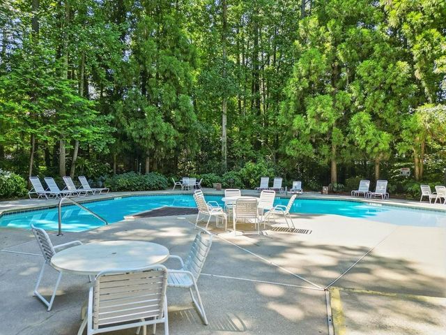 217 Tuxworth Circle, Decatur, GA 30033