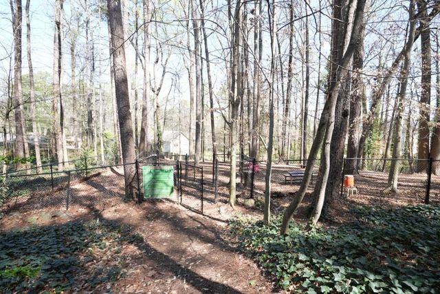 217 Tuxworth Circle, Decatur, GA 30033