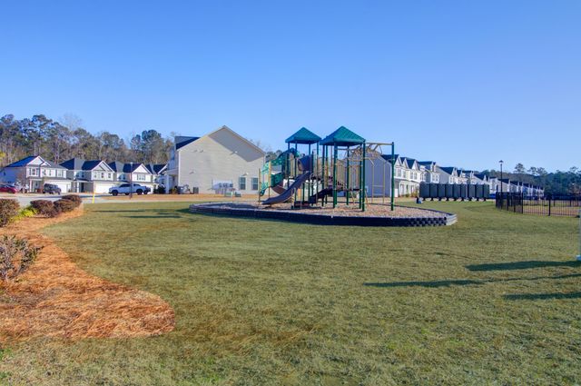 495 Green Fern Drive, Summerville, SC 29483