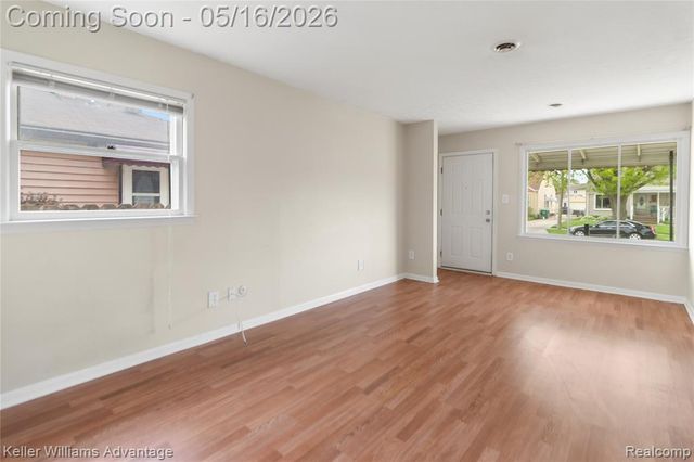 5659 Lathers Street, Garden City, MI 48135