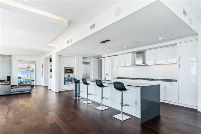 301 West Ave 4105, Austin, TX 78701