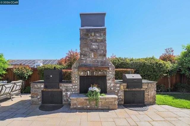 1664 Pinot Pl, Brentwood, CA 94513