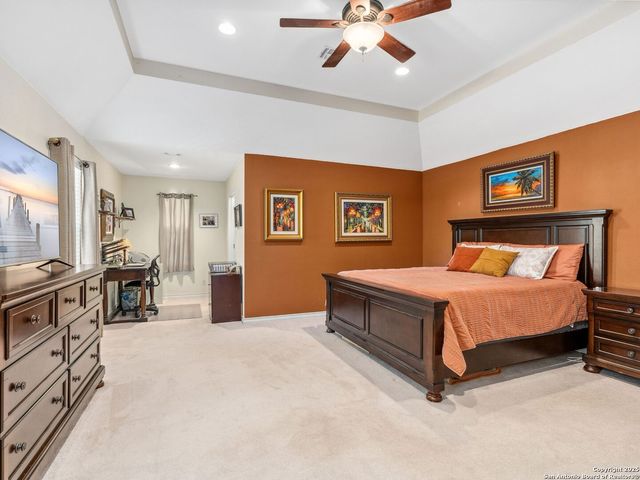 26817 Hogan Dr, San Antonio, TX 78260