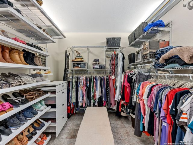 26817 Hogan Dr, San Antonio, TX 78260