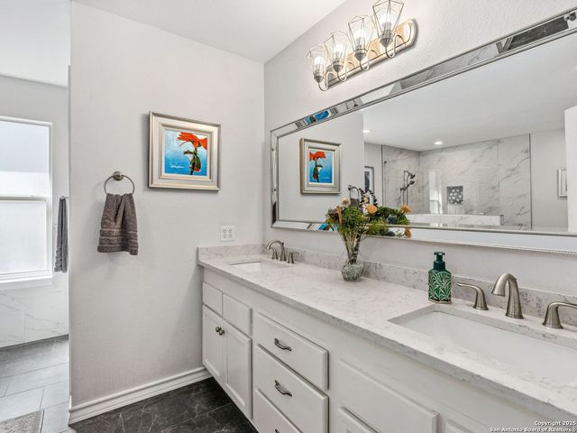 26817 Hogan Dr, San Antonio, TX 78260