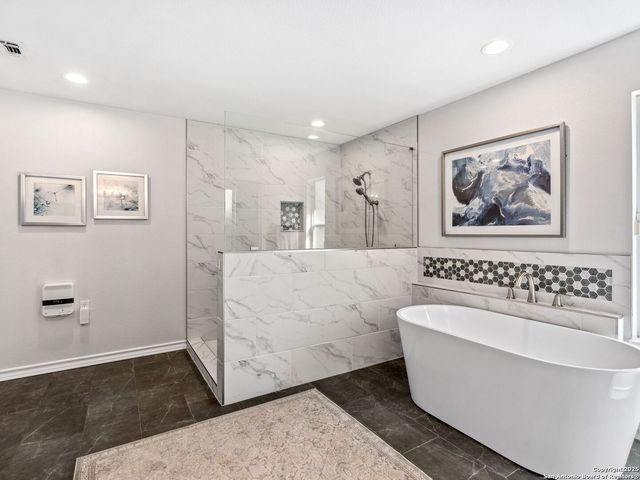 26817 Hogan Dr, San Antonio, TX 78260