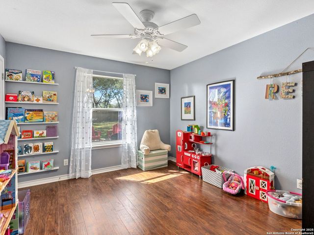 26817 Hogan Dr, San Antonio, TX 78260