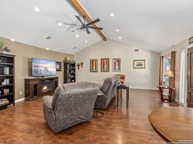 26817 Hogan Dr, San Antonio, TX 78260