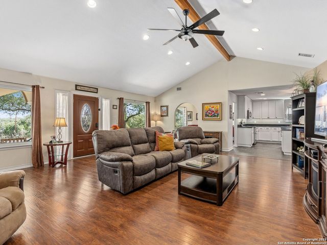 26817 Hogan Dr, San Antonio, TX 78260