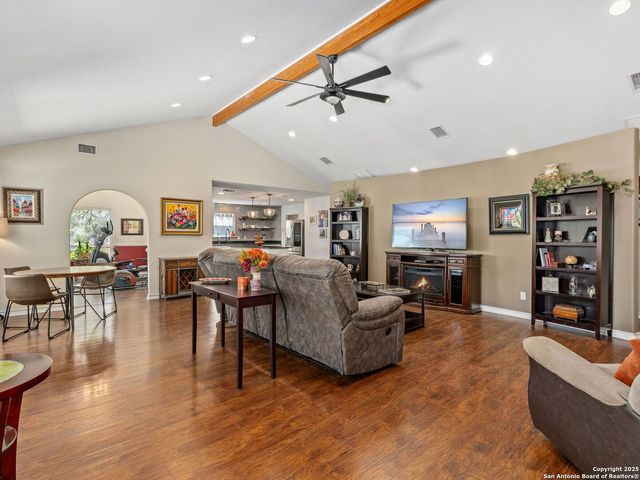 26817 Hogan Dr, San Antonio, TX 78260