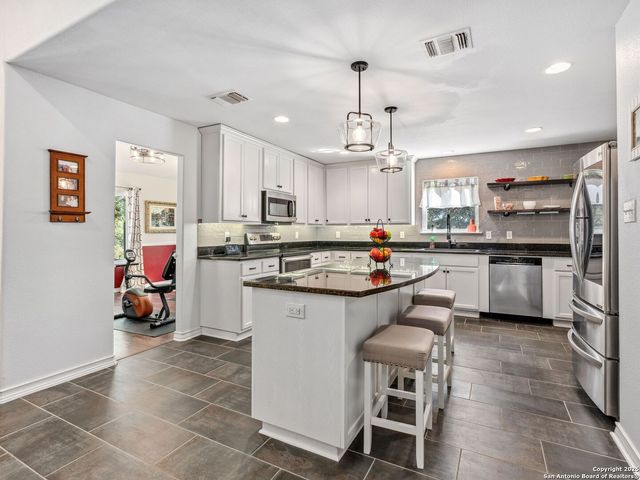 26817 Hogan Dr, San Antonio, TX 78260