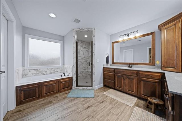 19023 W 168th Street, Olathe, KS 66062