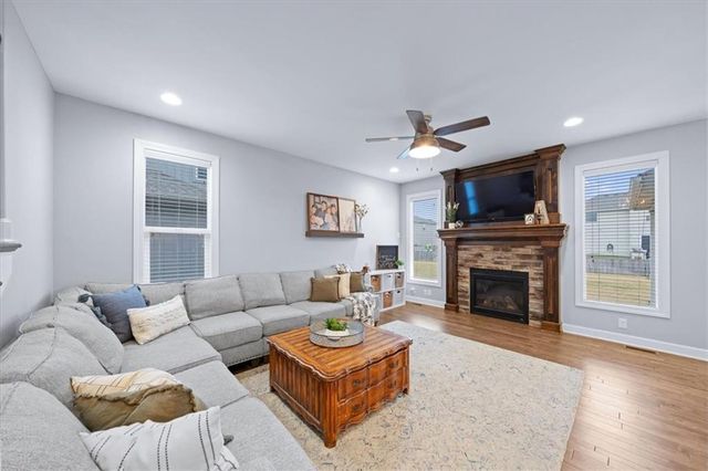 19023 W 168th Street, Olathe, KS 66062