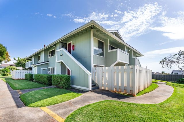 94-733 Paaono Street G2, Waipahu, HI 96797