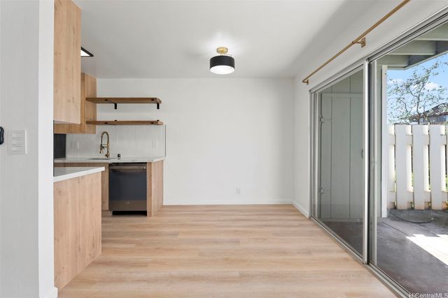 94-733 Paaono Street G2, Waipahu, HI 96797