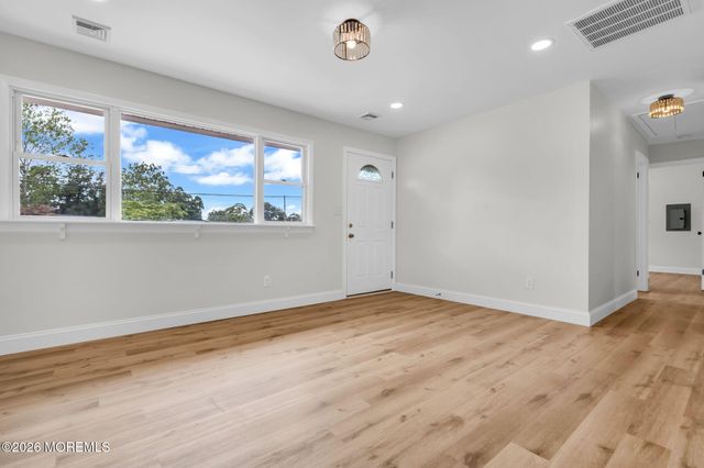 236 Orangewood Drive, Brick, NJ 08723