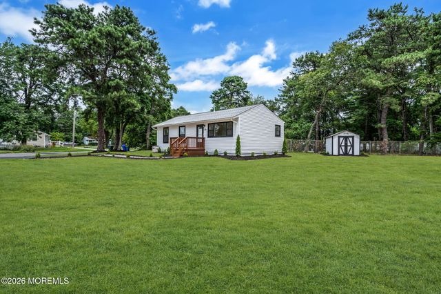 236 Orangewood Drive, Brick, NJ 08723