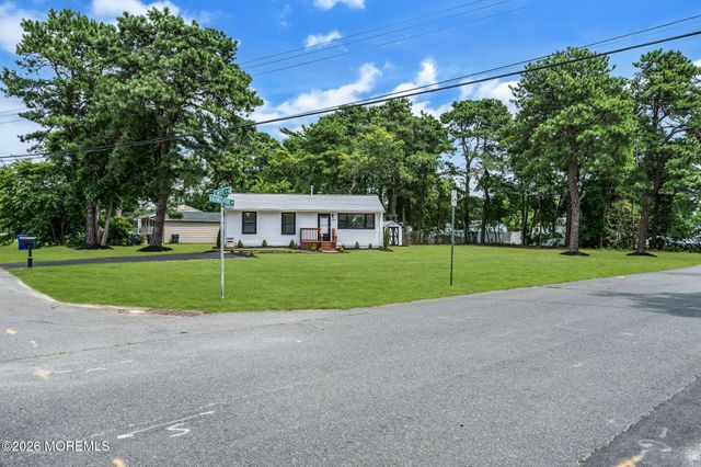 236 Orangewood Drive, Brick, NJ 08723
