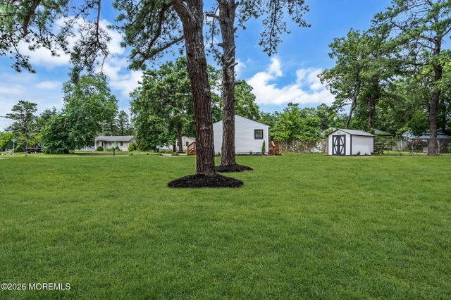 236 Orangewood Drive, Brick, NJ 08723
