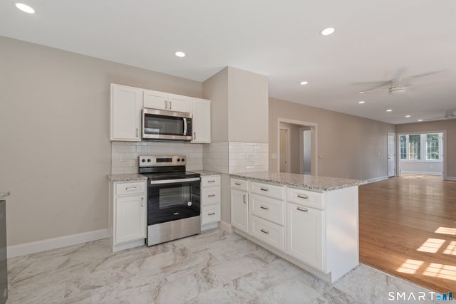 27 Bretton Road, West Hartford, CT 06119