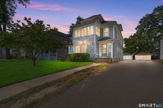 27 Bretton Road, West Hartford, CT 06119