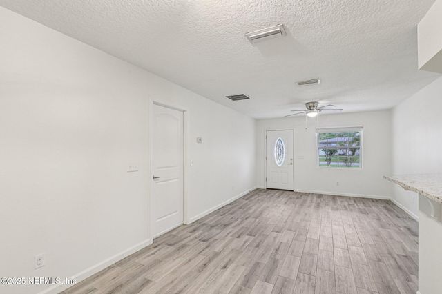 2574 LOFBERG Drive, Jacksonville, FL 32216